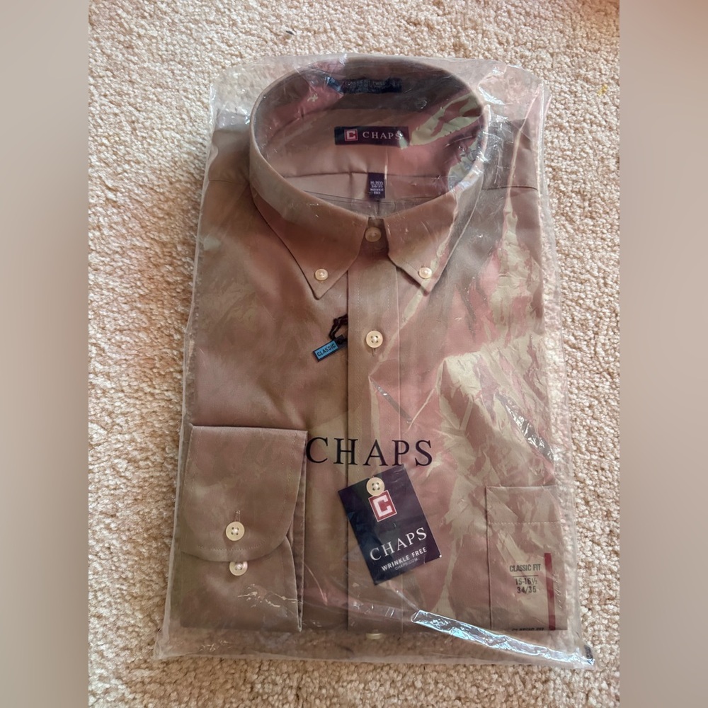 Chaps Men’s Beige Button Down Shirt, Size 34/35